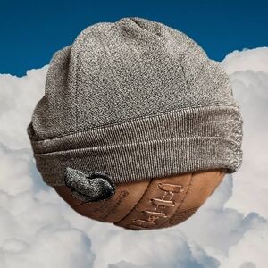 American Vintage Champagne Gold tone Flapper Knit Beanie